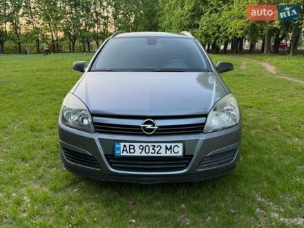 Серый Опель Астра, объемом двигателя 1.6 л и пробегом 173 тыс. км за 5000 $, фото 1 на Automoto.ua