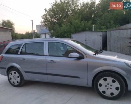 Серый Опель Астра, объемом двигателя 1.7 л и пробегом 228 тыс. км за 4700 $, фото 1 на Automoto.ua