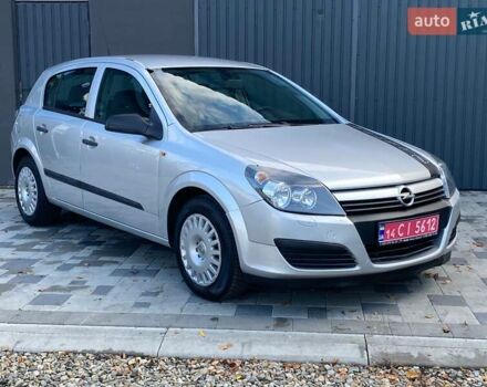 Серый Опель Астра, объемом двигателя 1.6 л и пробегом 220 тыс. км за 4599 $, фото 1 на Automoto.ua