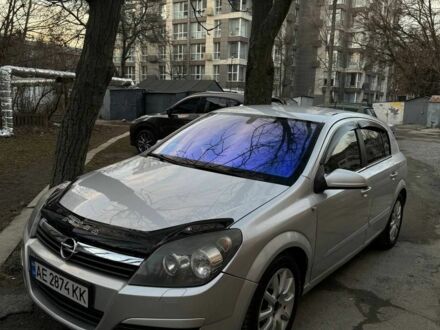 Опель Астра 2005 в Днепре (Днепропетровске) на Automoto.ua Серый Опель Астра, объемом двигателя 1.6 л и пробегом 230 тыс. км за 4000 $, фото 1 на Automoto.ua