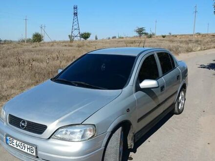 Серый Опель Астра, объемом двигателя 1.39 л и пробегом 260 тыс. км за 2950 $, фото 1 на Automoto.ua