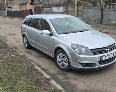 Серый Опель Астра, объемом двигателя 1.8 л и пробегом 350 тыс. км за 4300 $, фото 1 на Automoto.ua