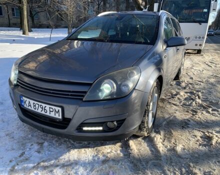 Серый Опель Астра, объемом двигателя 1.9 л и пробегом 320 тыс. км за 2800 $, фото 1 на Automoto.ua