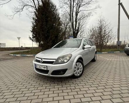 Серый Опель Астра, объемом двигателя 1.69 л и пробегом 379 тыс. км за 3199 $, фото 1 на Automoto.ua
