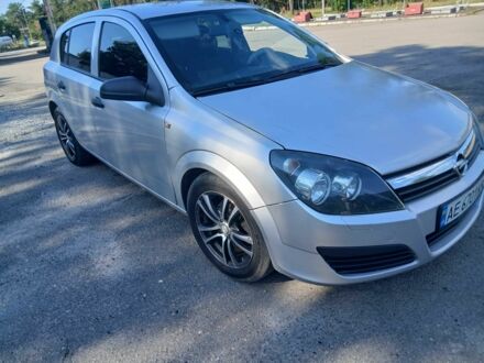 Сірий Опель Астра, об'ємом двигуна 1.6 л та пробігом 2 тис. км за 4018 $, фото 1 на Automoto.ua