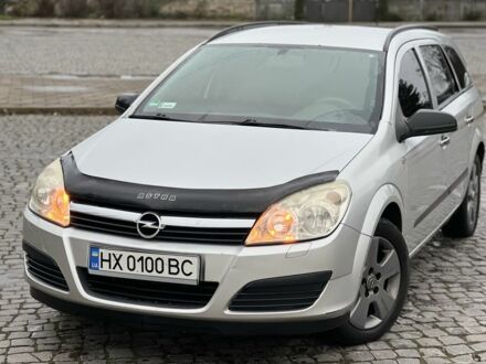 Серый Опель Астра, объемом двигателя 1.9 л и пробегом 349 тыс. км за 4600 $, фото 1 на Automoto.ua