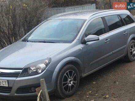 Серый Опель Астра, объемом двигателя 1.6 л и пробегом 240 тыс. км за 4300 $, фото 1 на Automoto.ua