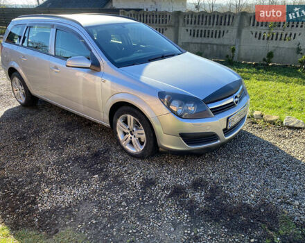 Серый Опель Астра, объемом двигателя 1.3 л и пробегом 385 тыс. км за 4500 $, фото 1 на Automoto.ua