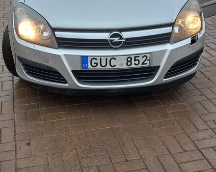 Серый Опель Астра, объемом двигателя 1.9 л и пробегом 395 тыс. км за 3000 $, фото 1 на Automoto.ua