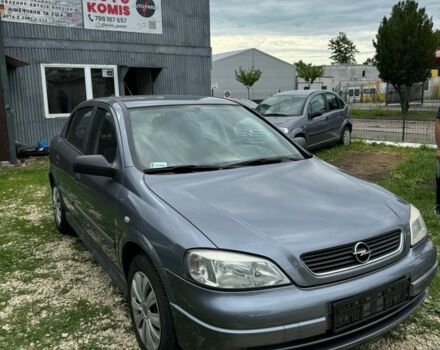 Серый Опель Астра, объемом двигателя 1.4 л и пробегом 300 тыс. км за 2200 $, фото 1 на Automoto.ua