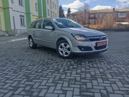 Опель Астра 2006 у Ромнах на Automoto.ua Сірий Опель Астра, об'ємом двигуна 1 л та пробігом 208 тис. км за 5750 $, фото 1 на Automoto.ua