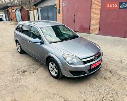 Серый Опель Астра, объемом двигателя 1.6 л и пробегом 194 тыс. км за 4800 $, фото 1 на Automoto.ua