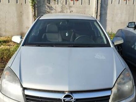 Опель Астра 2006 в Киеве на Automoto.ua Серый Опель Астра, объемом двигателя 1.6 л и пробегом 280 тыс. км за 4200 $, фото 1 на Automoto.ua