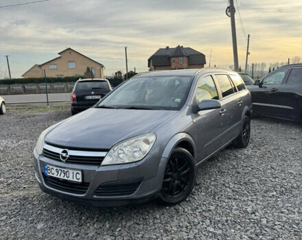 Сірий Опель Астра, об'ємом двигуна 1.69 л та пробігом 266 тис. км за 4500 $, фото 1 на Automoto.ua