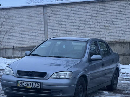 Серый Опель Астра, объемом двигателя 1.4 л и пробегом 351 тыс. км за 3600 $, фото 1 на Automoto.ua