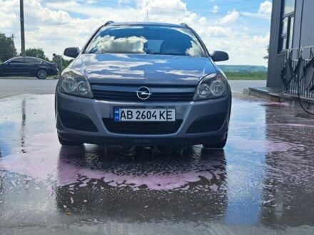 Сірий Опель Астра, об'ємом двигуна 1.2 л та пробігом 320 тис. км за 4274 $, фото 1 на Automoto.ua