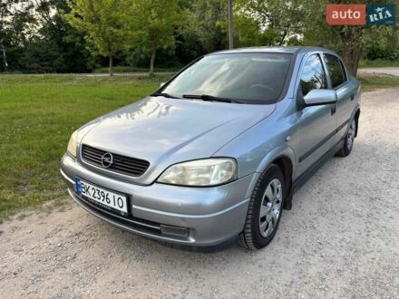 Сірий Опель Астра, об'ємом двигуна 1.39 л та пробігом 275 тис. км за 3300 $, фото 1 на Automoto.ua