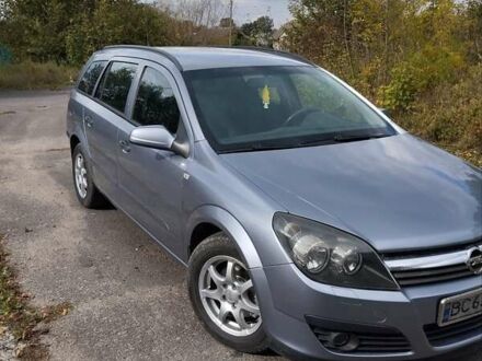 Опель Астра 2006 у Самборе на Automoto.ua Сірий Опель Астра, об'ємом двигуна 1.6 л та пробігом 273 тис. км за 4200 $, фото 1 на Automoto.ua