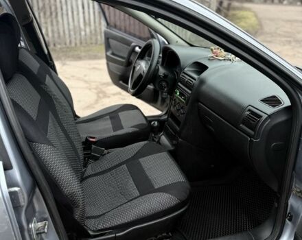 Серый Опель Астра, объемом двигателя 1.4 л и пробегом 270 тыс. км за 2699 $, фото 1 на Automoto.ua