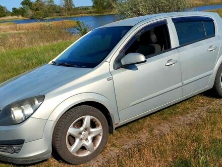 Опель Астра 2006 в Каменское - Днепродзержинск на Automoto.ua Серый Опель Астра, объемом двигателя 1.6 л и пробегом 237 тыс. км за 3600 $, фото 1 на Automoto.ua