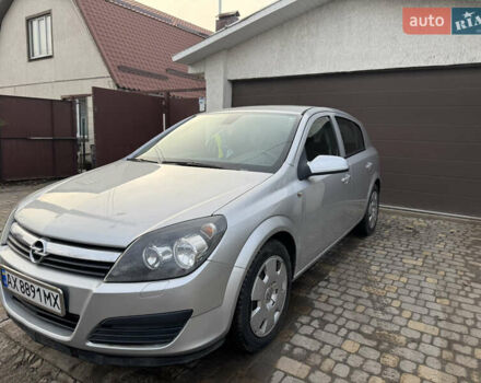 Серый Опель Астра, объемом двигателя 1.6 л и пробегом 180 тыс. км за 5300 $, фото 1 на Automoto.ua