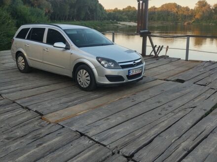 Опель Астра 2006 в Корюковке на Automoto.ua Серый Опель Астра, объемом двигателя 1.2 л и пробегом 305 тыс. км за 5100 $, фото 1 на Automoto.ua