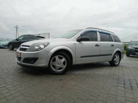 Серый Опель Астра, объемом двигателя 1.3 л и пробегом 250 тыс. км за 4840 $, фото 1 на Automoto.ua