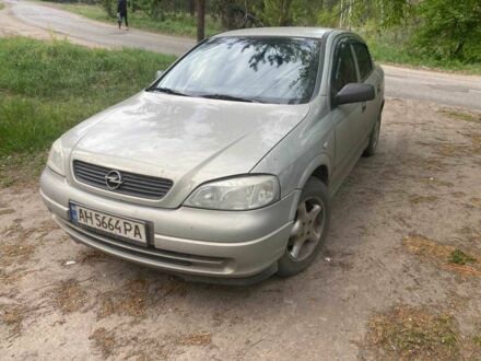 Опель Астра 2006 в Славянске на Automoto.ua Серый Опель Астра, объемом двигателя 1.4 л и пробегом 250 тыс. км за 2780 $, фото 1 на Automoto.ua