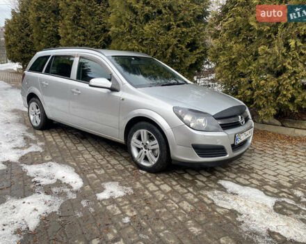 Серый Опель Астра, объемом двигателя 1.3 л и пробегом 385 тыс. км за 4200 $, фото 1 на Automoto.ua