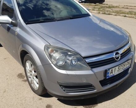 Серый Опель Астра, объемом двигателя 1.6 л и пробегом 165 тыс. км за 5700 $, фото 1 на Automoto.ua