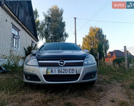 Сірий Опель Астра, об'ємом двигуна 1.6 л та пробігом 330 тис. км за 3150 $, фото 1 на Automoto.ua