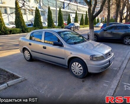 Серый Опель Астра, объемом двигателя 1.4 л и пробегом 380 тыс. км за 2900 $, фото 1 на Automoto.ua