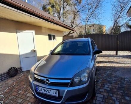 Серый Опель Астра, объемом двигателя 1.6 л и пробегом 270 тыс. км за 4650 $, фото 1 на Automoto.ua