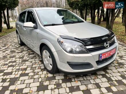 Серый Опель Астра, объемом двигателя 1.6 л и пробегом 160 тыс. км за 4999 $, фото 1 на Automoto.ua