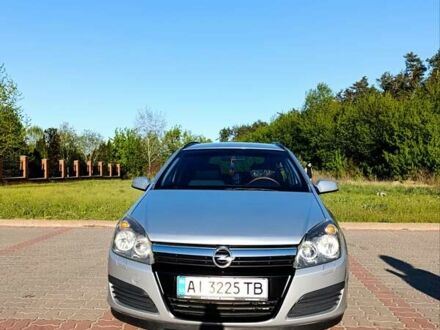 Серый Опель Астра, объемом двигателя 1.4 л и пробегом 311 тыс. км за 4500 $, фото 1 на Automoto.ua