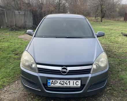 Серый Опель Астра, объемом двигателя 1.6 л и пробегом 221 тыс. км за 5000 $, фото 1 на Automoto.ua