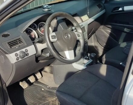 Сірий Опель Астра, об'ємом двигуна 2 л та пробігом 270 тис. км за 2000 $, фото 1 на Automoto.ua