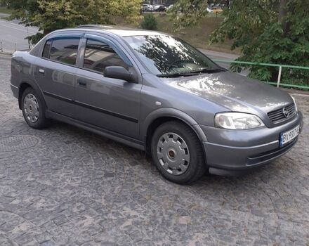 Сірий Опель Астра, об'ємом двигуна 1.39 л та пробігом 293 тис. км за 3200 $, фото 1 на Automoto.ua