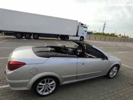 Серый Опель Астра, объемом двигателя 1.9 л и пробегом 290 тыс. км за 4200 $, фото 1 на Automoto.ua