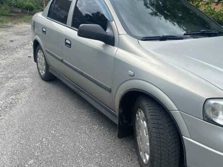 Серый Опель Астра, объемом двигателя 1.4 л и пробегом 290 тыс. км за 3800 $, фото 1 на Automoto.ua