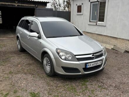 Серый Опель Астра, объемом двигателя 1.6 л и пробегом 245 тыс. км за 5450 $, фото 1 на Automoto.ua