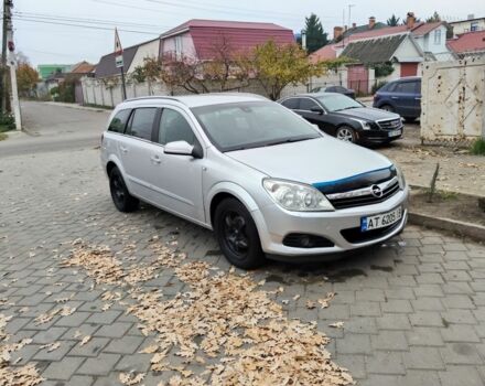 Серый Опель Астра, объемом двигателя 1.6 л и пробегом 231 тыс. км за 4200 $, фото 1 на Automoto.ua