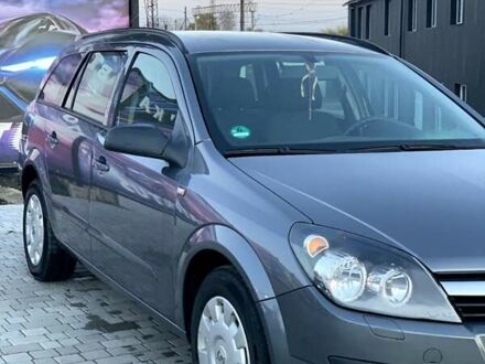 Серый Опель Астра, объемом двигателя 1.4 л и пробегом 171 тыс. км за 5000 $, фото 1 на Automoto.ua