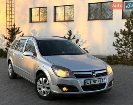 Сірий Опель Астра, об'ємом двигуна 1.6 л та пробігом 300 тис. км за 3999 $, фото 1 на Automoto.ua