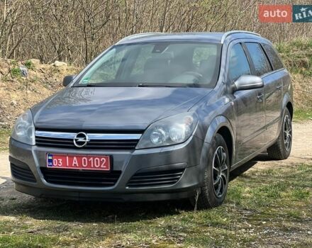 Серый Опель Астра, объемом двигателя 0 л и пробегом 220 тыс. км за 5600 $, фото 1 на Automoto.ua