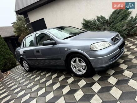 Серый Опель Астра, объемом двигателя 1.6 л и пробегом 141 тыс. км за 4950 $, фото 1 на Automoto.ua