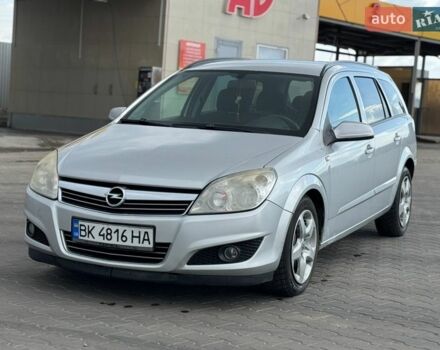 Серый Опель Астра, объемом двигателя 1.6 л и пробегом 461 тыс. км за 3700 $, фото 1 на Automoto.ua