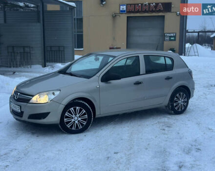 Сірий Опель Астра, об'ємом двигуна 1.4 л та пробігом 237 тис. км за 3999 $, фото 1 на Automoto.ua