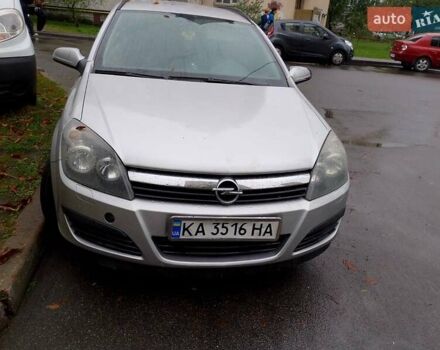 Серый Опель Астра, объемом двигателя 1.6 л и пробегом 298 тыс. км за 4500 $, фото 1 на Automoto.ua
