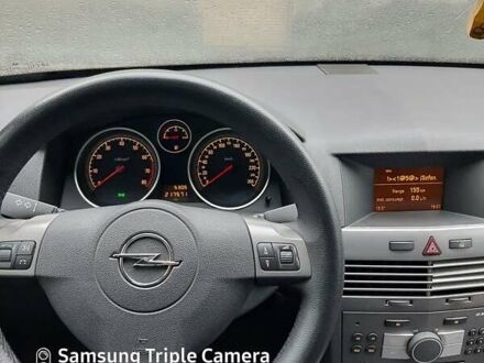 Сірий Опель Астра, об'ємом двигуна 1.8 л та пробігом 218 тис. км за 5300 $, фото 1 на Automoto.ua